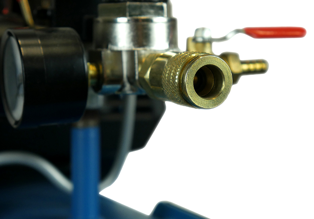 Компрессор воздушный масляный Sturm! AC93150P, 2кВт, 340л/мин, ресивер 50л, Professional