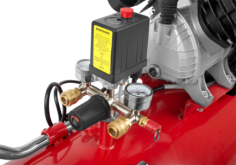 Компрессор воздушный масляный Sturm! AC93104 2,4кВт,410л/мин, ресивер 100л, прямой привод,предохр. клапан